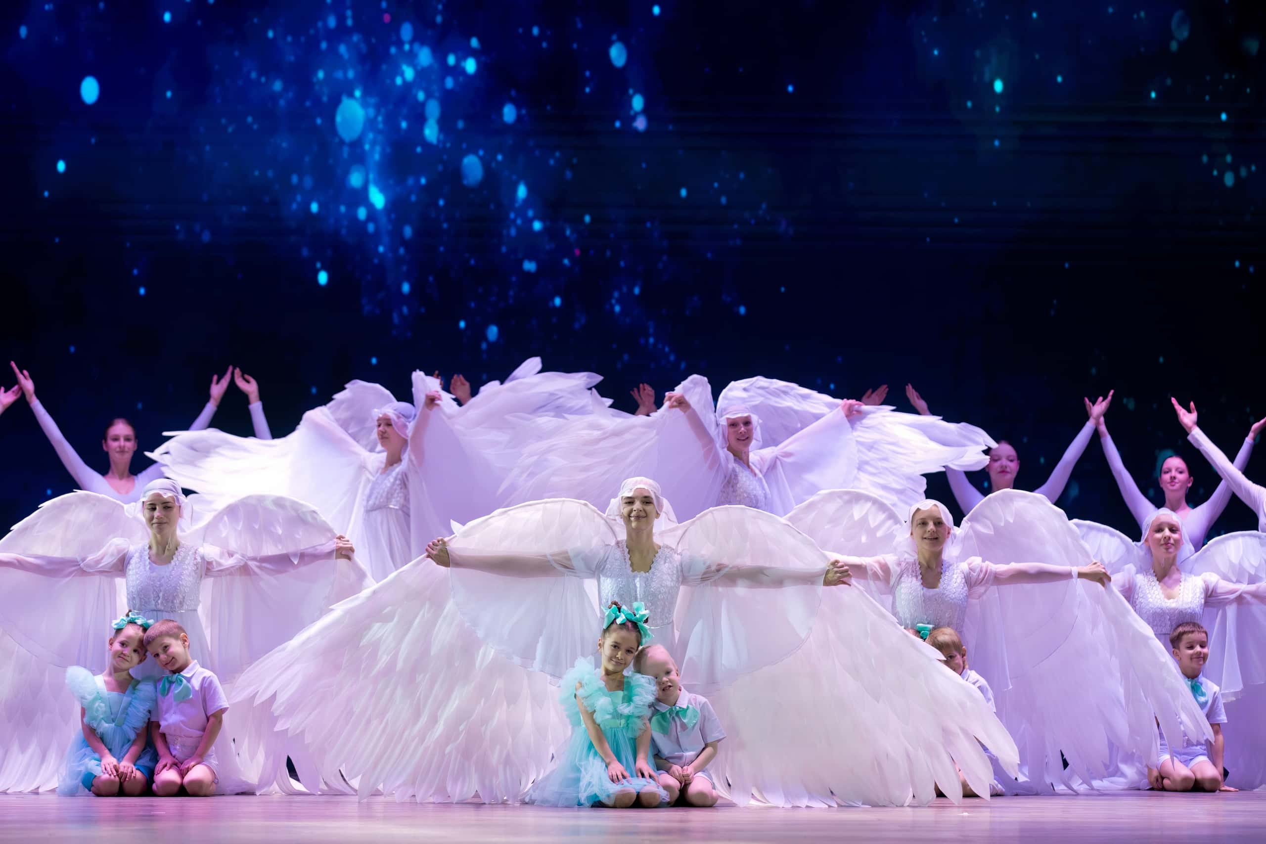 29.11.2025 - Праздничный концерт ко Дню матери - фото А. Кучерук