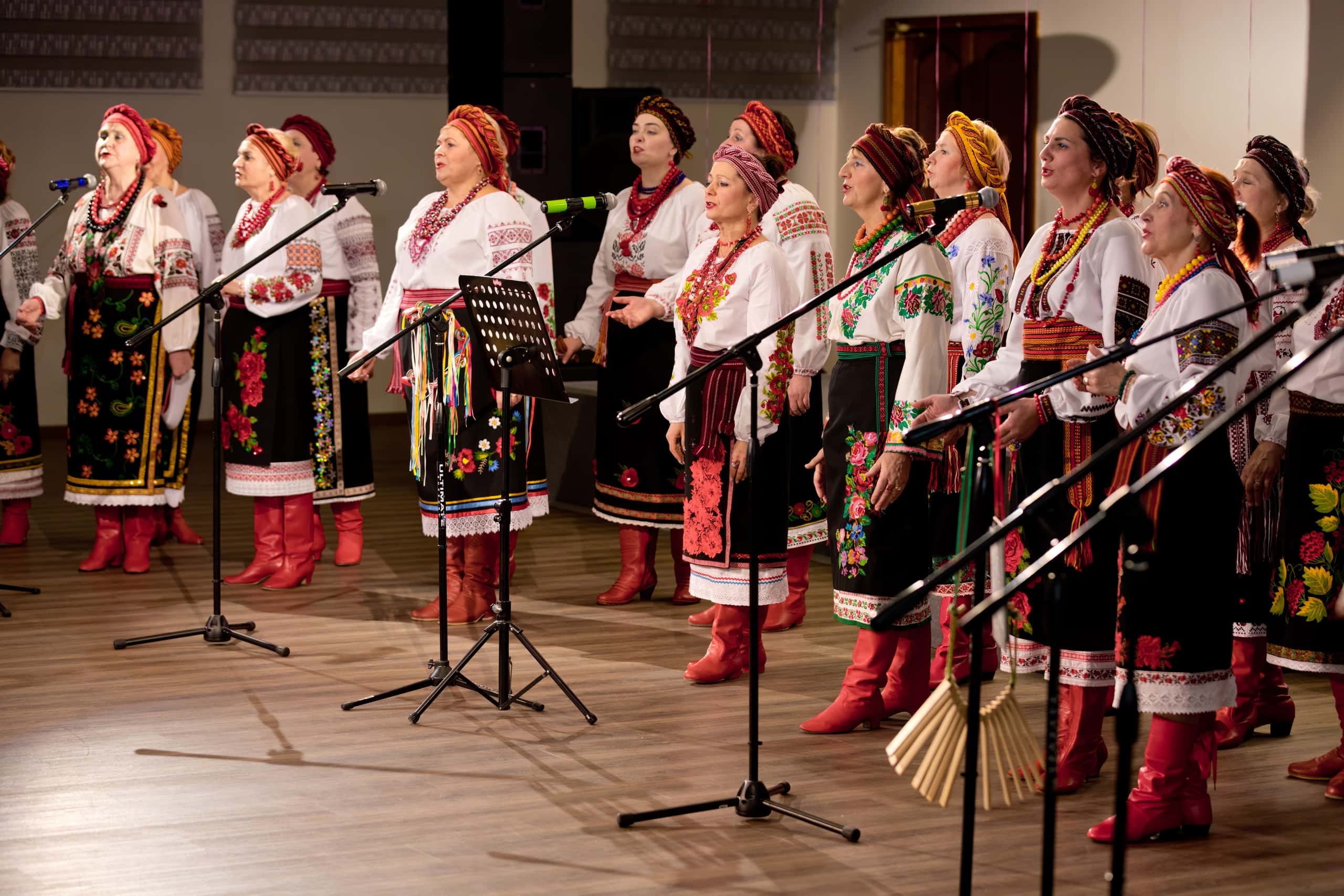 30.11.2025 - Концерт "20 лет вместе" хора украинской песни "Джерела" - фото А. Кучерук