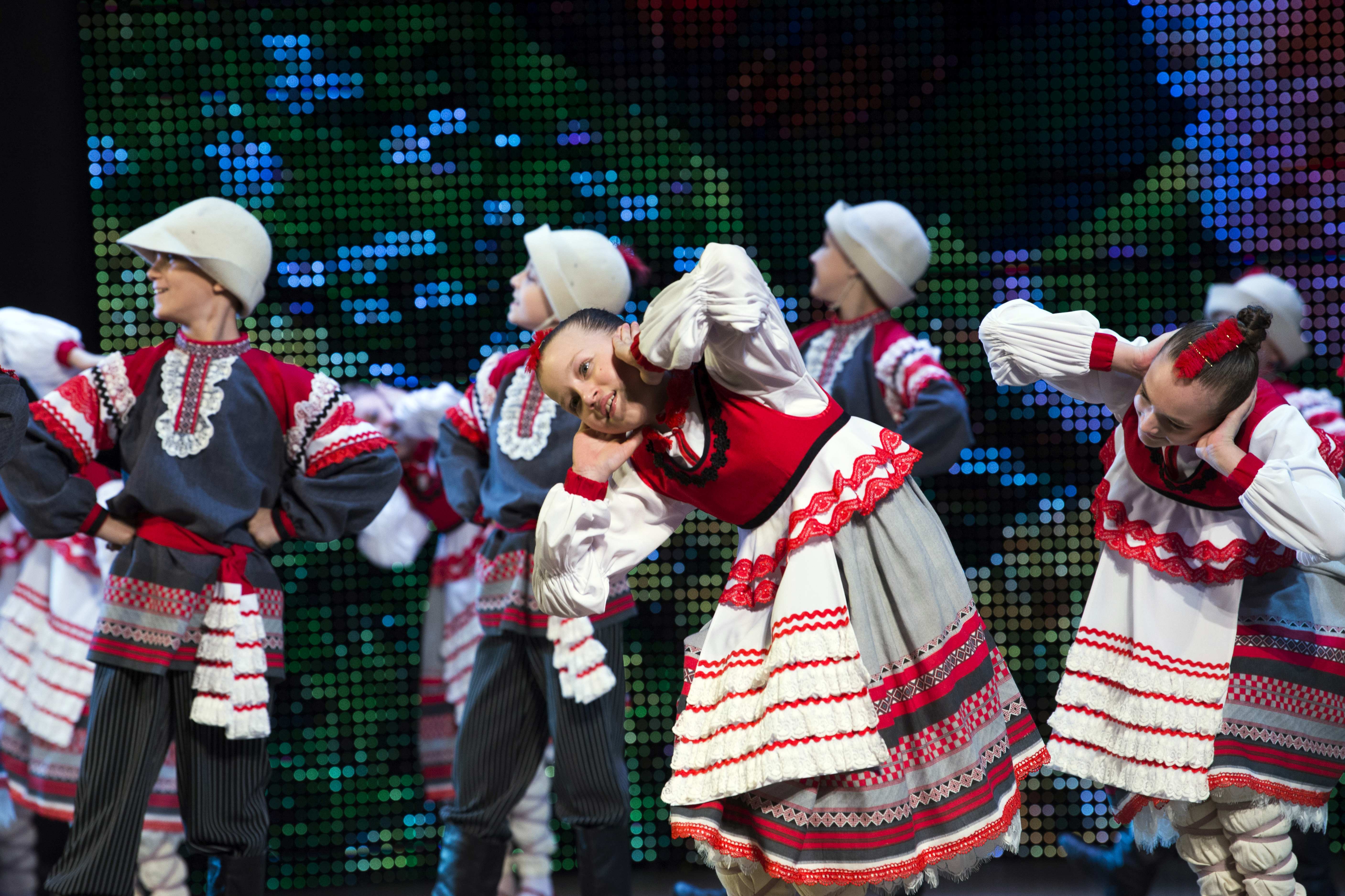 10.05.22 - Концерт «Дарить людям радость!» ансамбля танца «Радость»