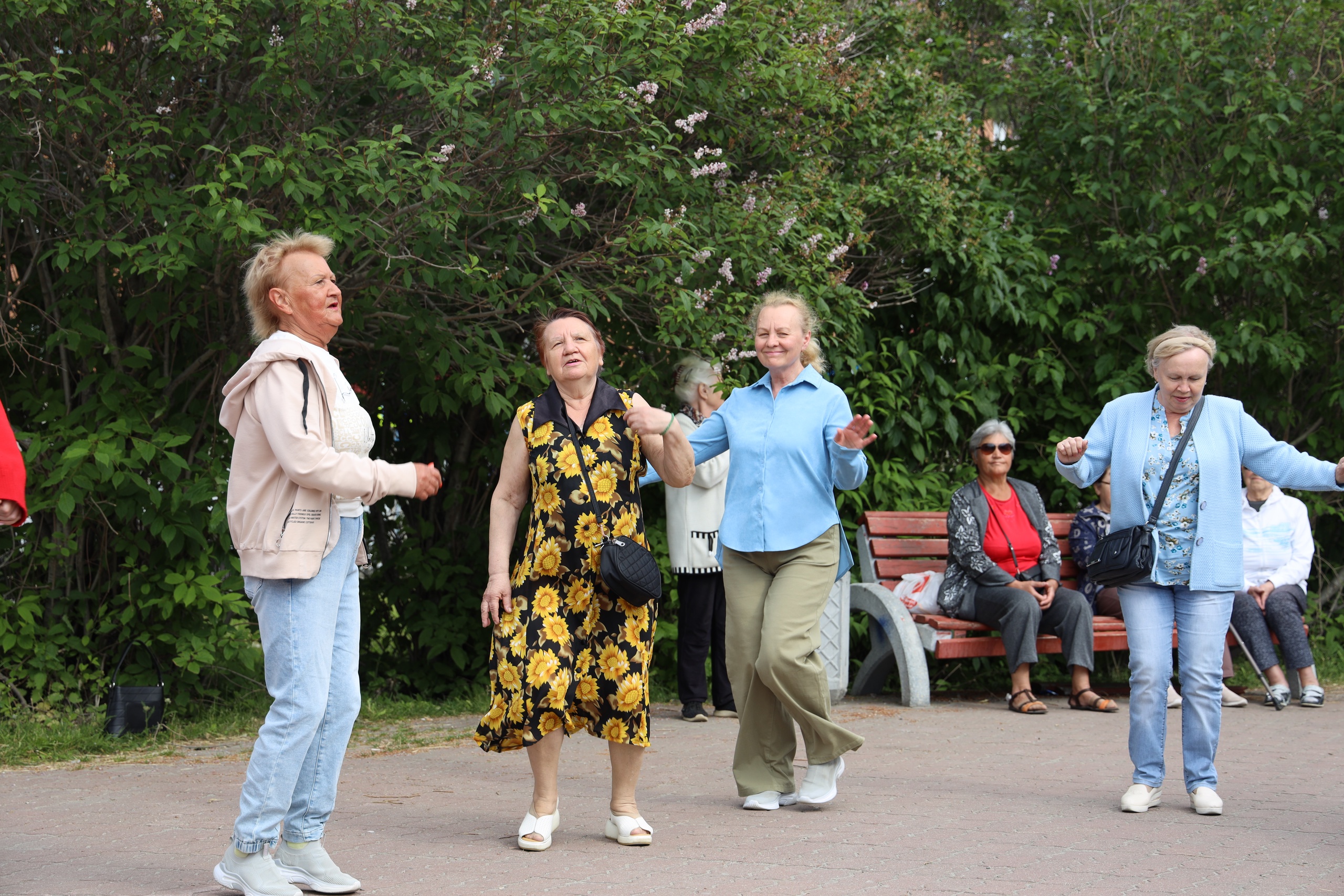 Ретро дискотека «Танцы людям серебряного возраста» 23.08.2025