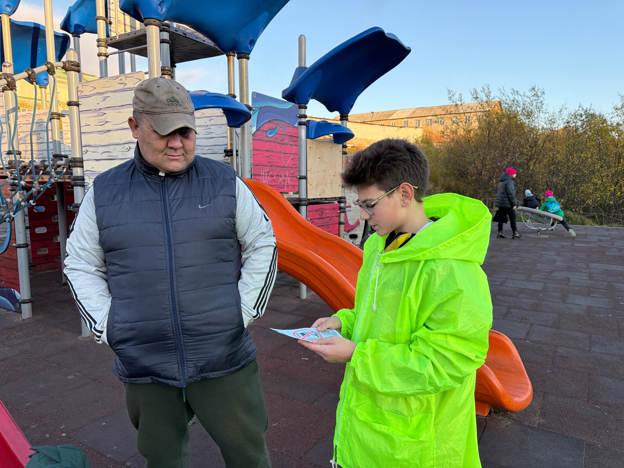 Акция «Осторожно: опасные напитки!» в рамках популяризации здорового образа жизни, в рамках профилактической операции «Досуг», 03.10.25