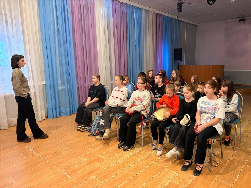 Круглый стол «Поговорим о терроризме», с просмотром и обсуждением тематических видеороликов